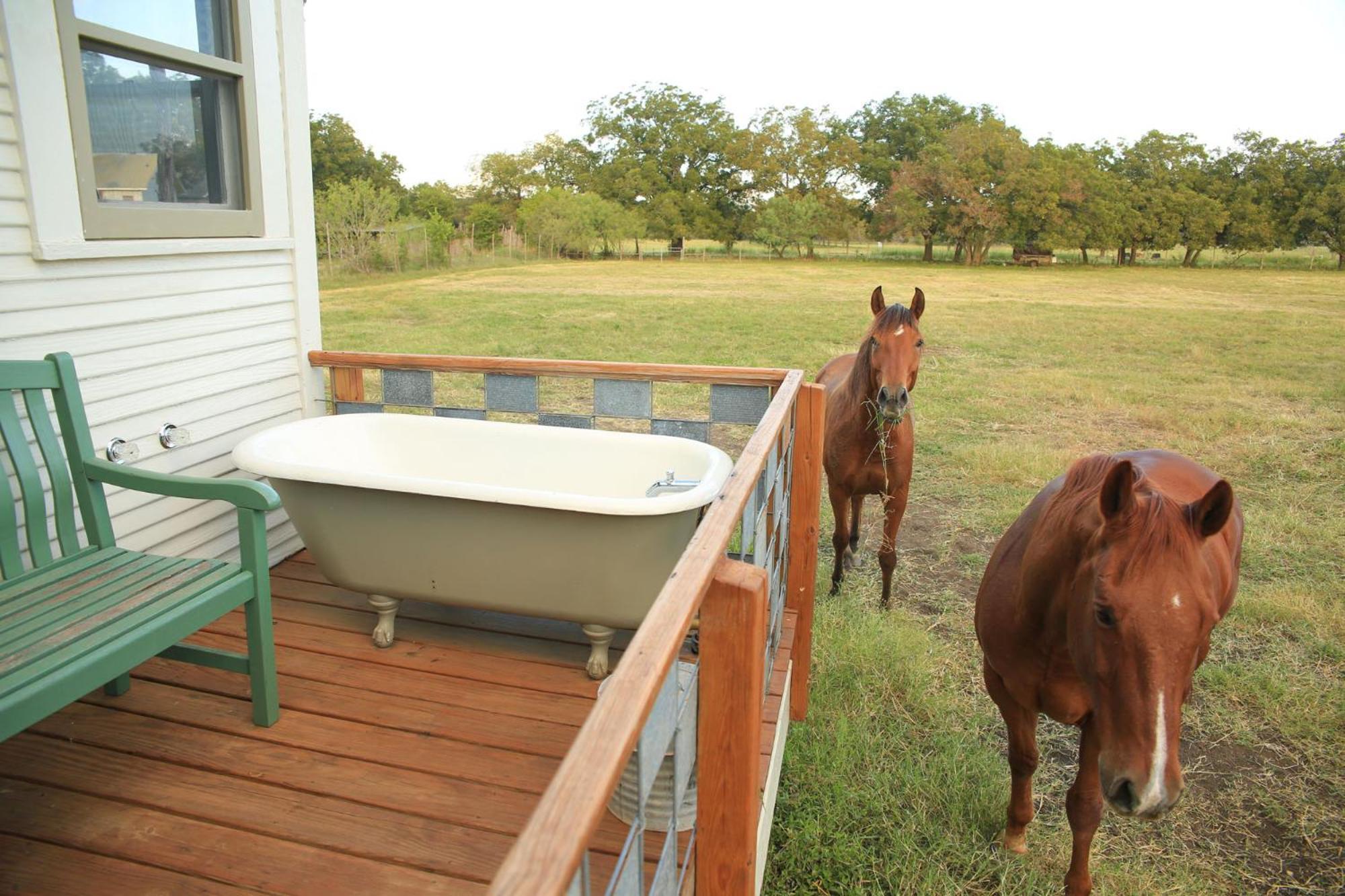 Montesino Ranch Lodging Villa Wimberley Luaran gambar